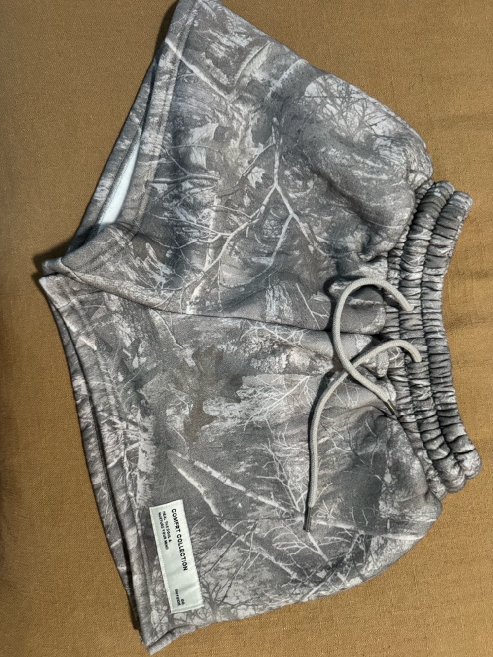 COMFRT Camo Woodland Hoodie and Shorts Set - Picture 3 of 3